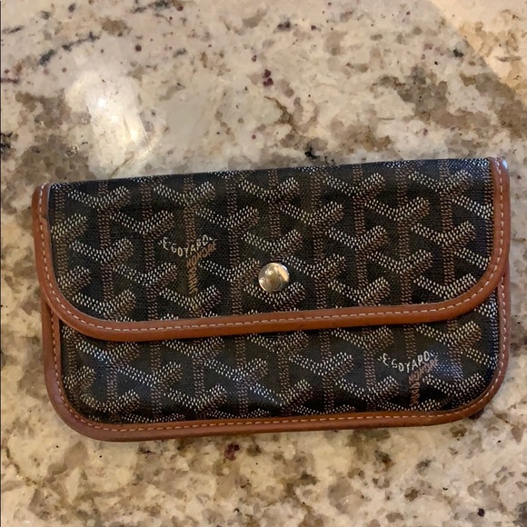 goyard st louis pouch